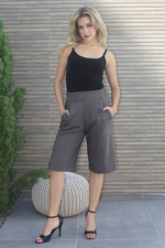 Load image into Gallery viewer, Croped Tailored Trousers With Front Pleats (S)
