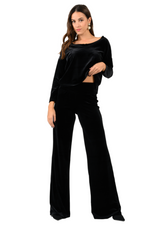 Load image into Gallery viewer, Loose-Fit Velvet Crop Top with Long Sleeves