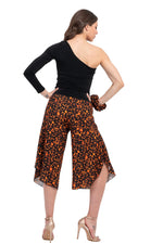 Load image into Gallery viewer, Bronze Orange Floral Print Tango Capri Pants