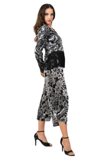 Load image into Gallery viewer, Damask Print Long Sleeve Fringed Hem Top