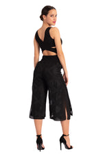 Load image into Gallery viewer, Two-layer Black 3D Refief Cropped Culottes With Slits
