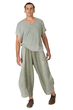 Load and play video in Gallery viewer, Two-Toned Linen Blend Balloon Pants