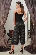 Load image into Gallery viewer, Two-layer Floral Embroidered Cropped Culottes With Slits
