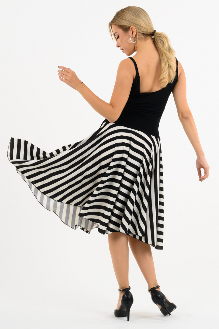 Black & White Striped Swing Skirt