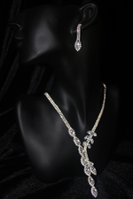 Load image into Gallery viewer, Nafsika Tango Earrings &amp; Necklace Set
