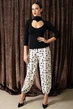 Load image into Gallery viewer, Heart Print Satin Gathered Tango Pants (L)
