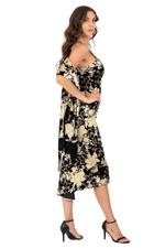 Load image into Gallery viewer, Asian Floral Print Velvet Shawl With Fringe