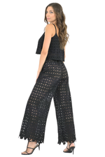 Load image into Gallery viewer, Black Zig-Zag Lace Loose Crop Top
