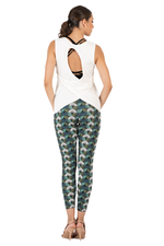 Load image into Gallery viewer, Dance Practice Top With Open Back | conDiva Active