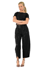 Load image into Gallery viewer, Faux Leather Cropped Barrel Pants