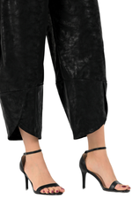 Load image into Gallery viewer, Faux Leather Cropped Barrel Pants