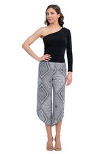 Load image into Gallery viewer, Geometric Print Asymmetric Cropped Pants
