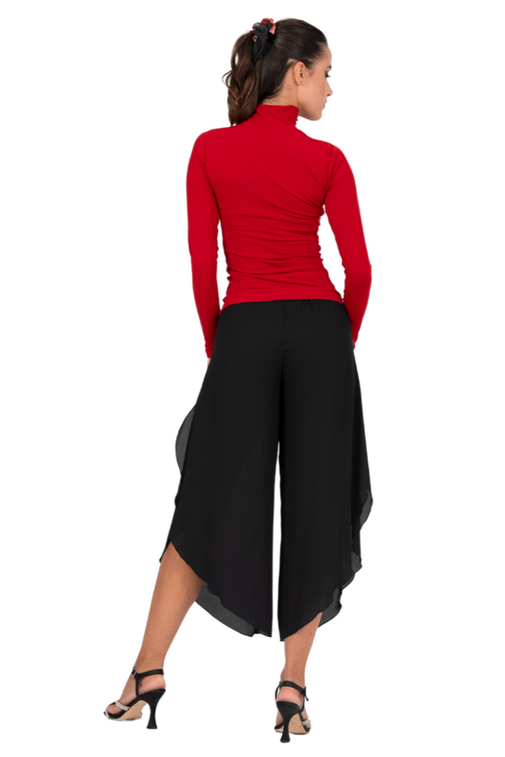 Top With Front Heart Cutout And 3/4 Sleeves