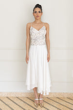 Load image into Gallery viewer, White Two-layered Satin And 3D Lace Open Back Dress