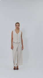 Load and play video in Gallery viewer, Sand Beige Linen Women&#39;s Suit Vest
