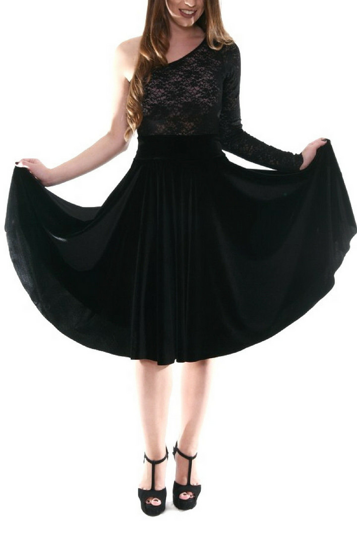 Black velvet skirt with voluminous ruffles