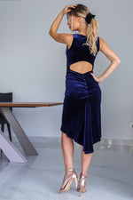 Load image into Gallery viewer, Keyhole Back Velvet Fishtail Dress