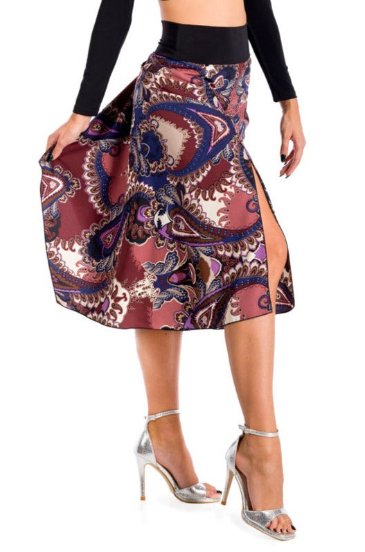 Multicolor Paisley Print Midi Skirt With Back MovementMulticolor Paisley Print Midi Skirt With Back Movement